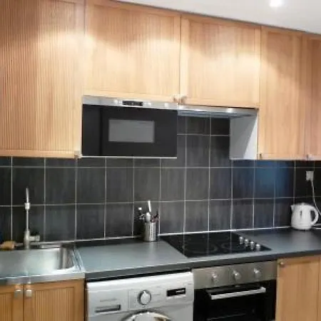Modern Two Bedroom In The Center Of Cannes, Next To The Croisette And The Palais - 1455 Cannes