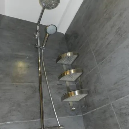 Apartmán Modern Two Bedroom In The Center Of Cannes, Next To The Croisette And The Palais - 1455 *