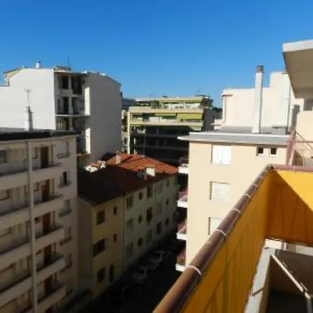 Apartmán Modern Two Bedroom In The Center Of Cannes, Next To The Croisette And The Palais - 1455 *